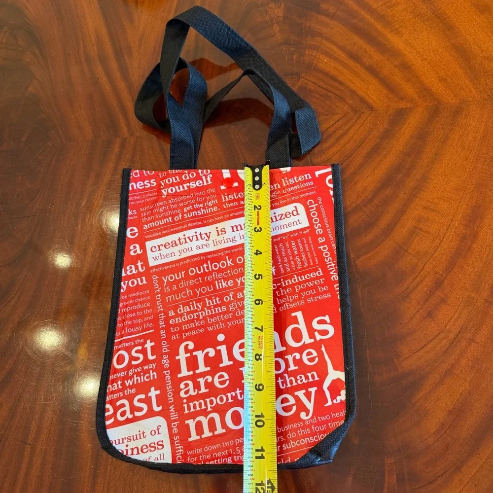 NEW Lululemon Small Reusable Shopper Bag Red Typography Print